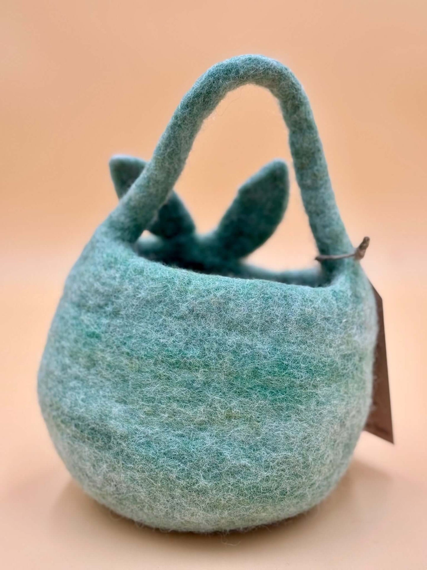 Handtasche Filztasche Size XS Egg Bag Körbchen Hase grün