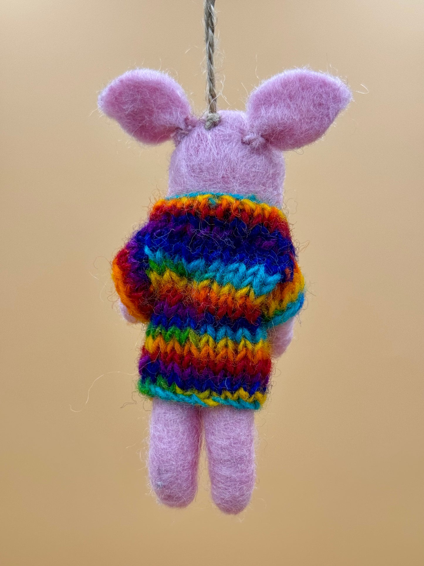 Filzanhänger Schlüsselanhänger Schweinchen mit Geschenke