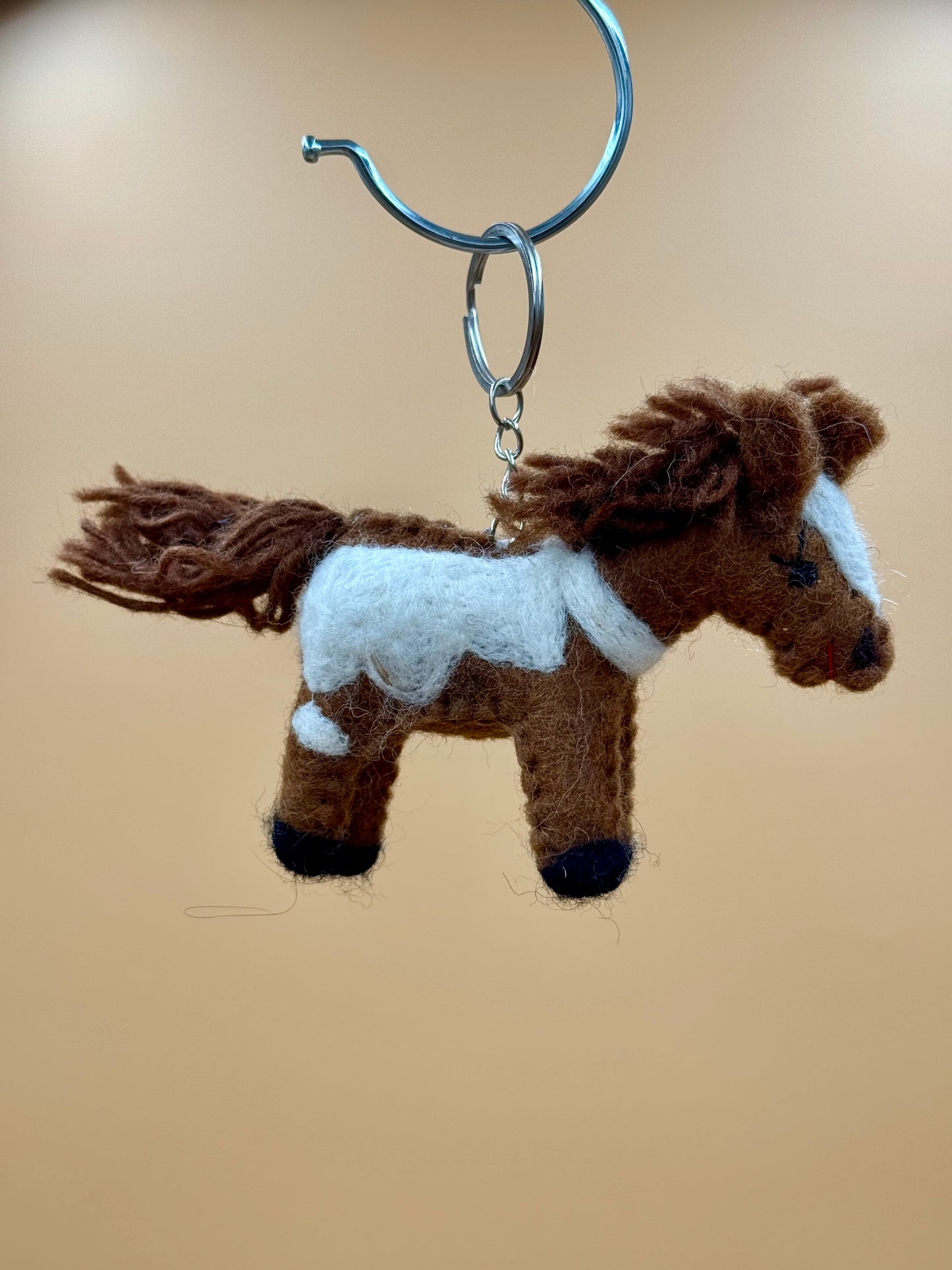 Filzanhänger Schlüsselanhänger Pferd braun