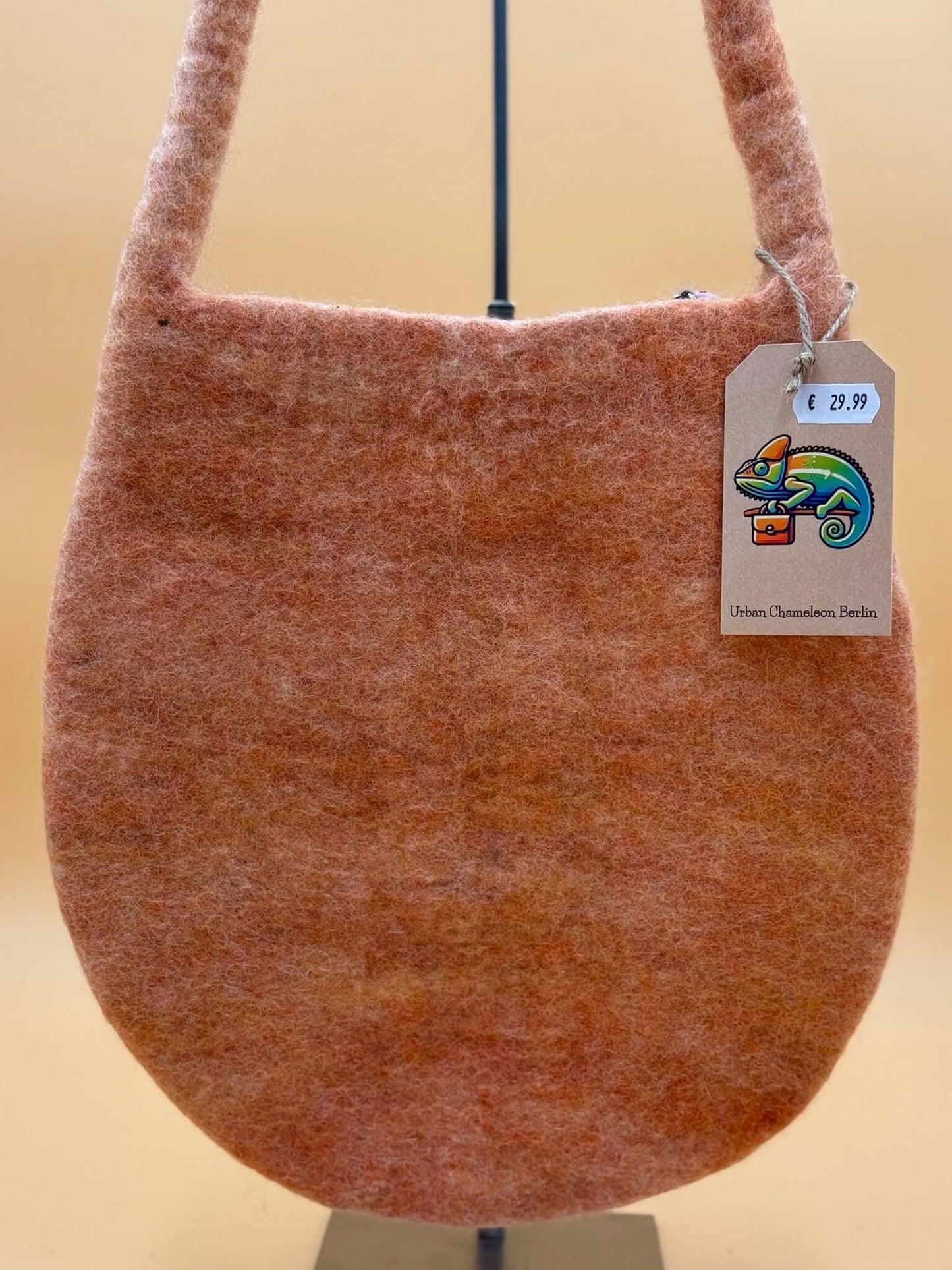Schultertasche Filztasche Size M Baguette Bag Schaf mit Hut