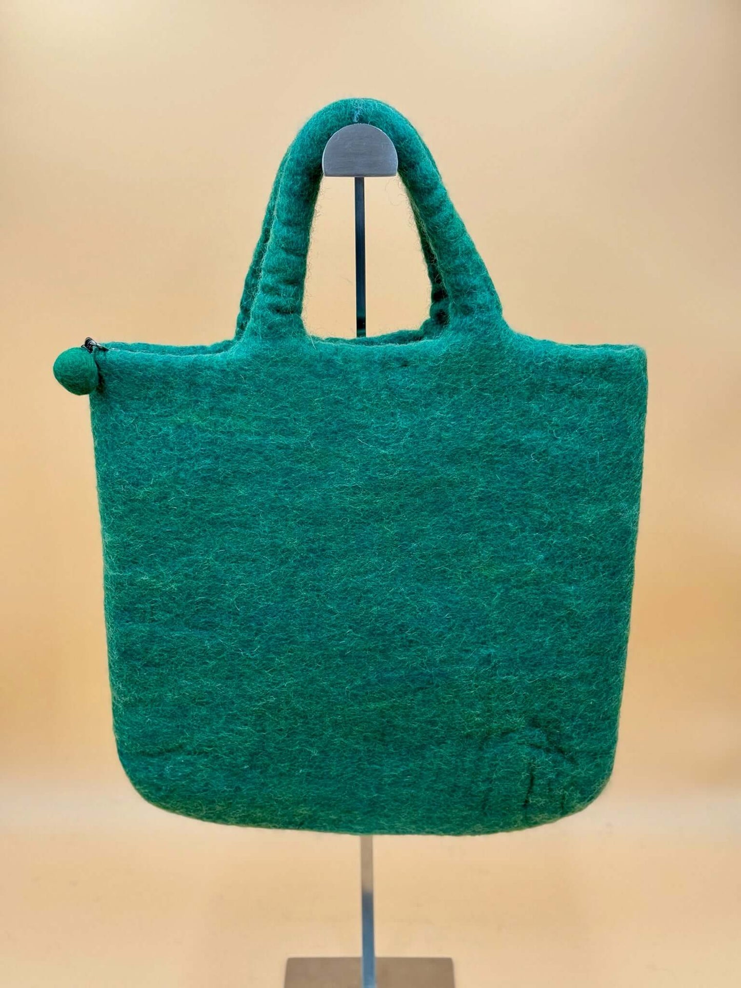 Handtasche Size L Large Bag Samoye, grüne Handtasche aus 100% Wolle, handgemacht, mit Reißverschluss, 33x33cm.