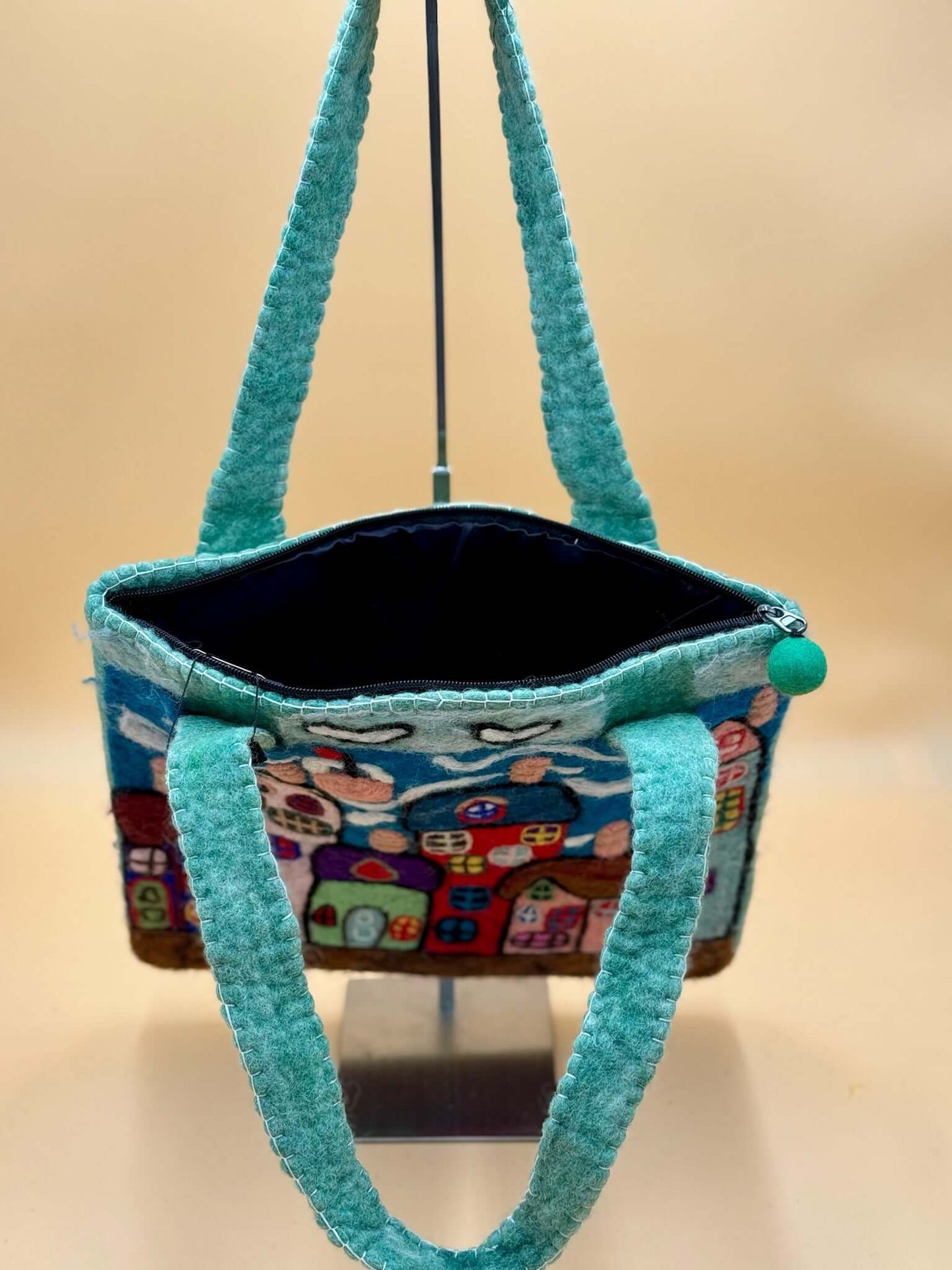 Schultertasche Filztasche Size L Schopper Häuse - urbanchameleonberlin