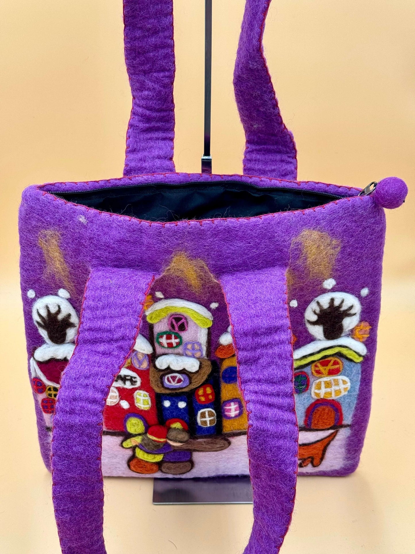 Schultertasche Filztasche Size L Shopper Häuse mit Hund - urbanchameleonberlin