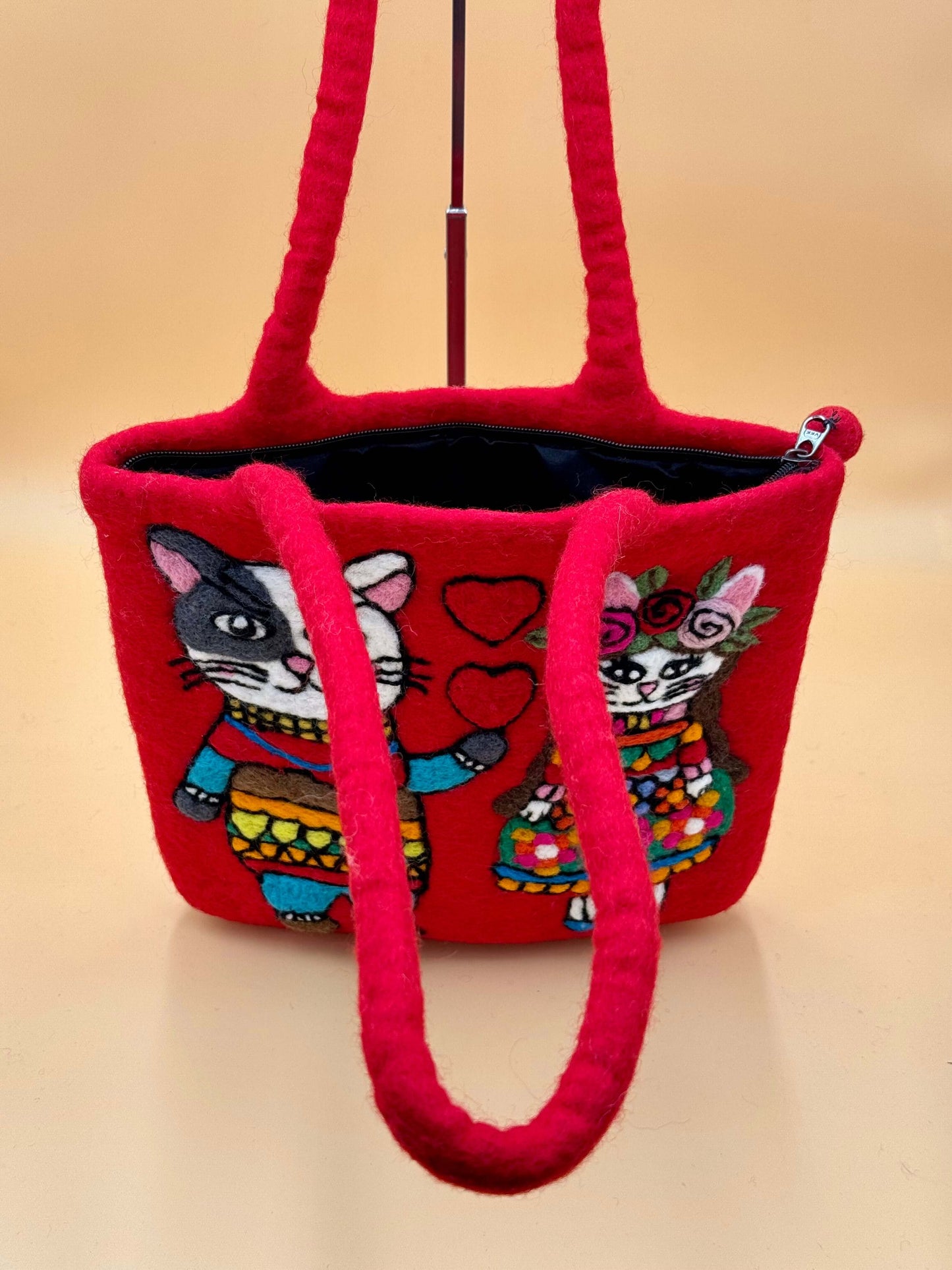 Schultertasche Filztasche Size L Shopper Hochzeitskatzen - urbanchameleonberlin