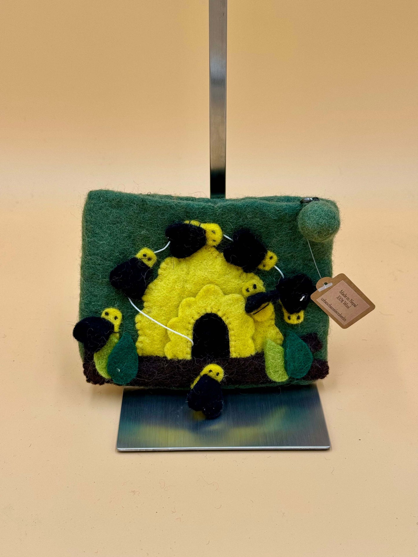Geldbörse Filztasche Size S Touch Bienen - urbanchameleonberlin