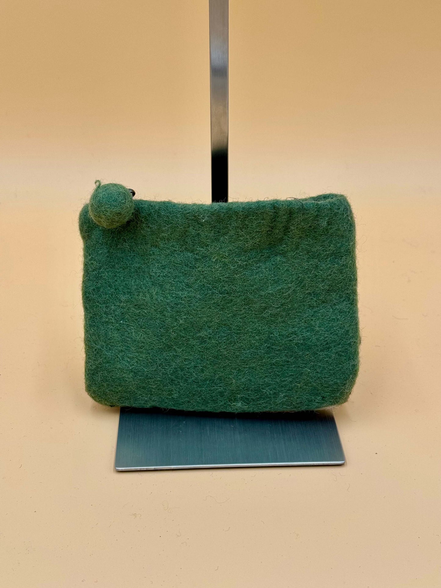 Geldbörse Filztasche Size S Touch Bienen - urbanchameleonberlin