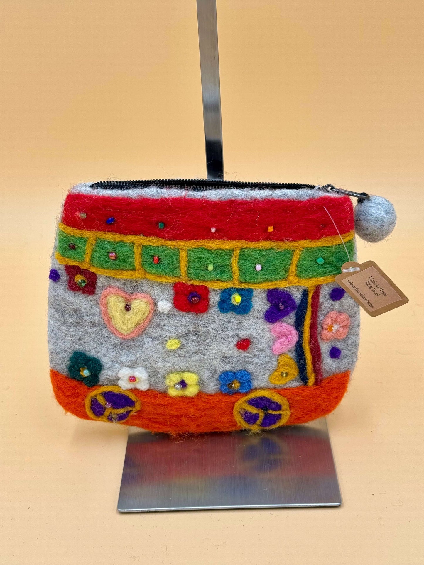 Geldbörse Filztasche Size M Touch Bus grau - urbanchameleonberlin