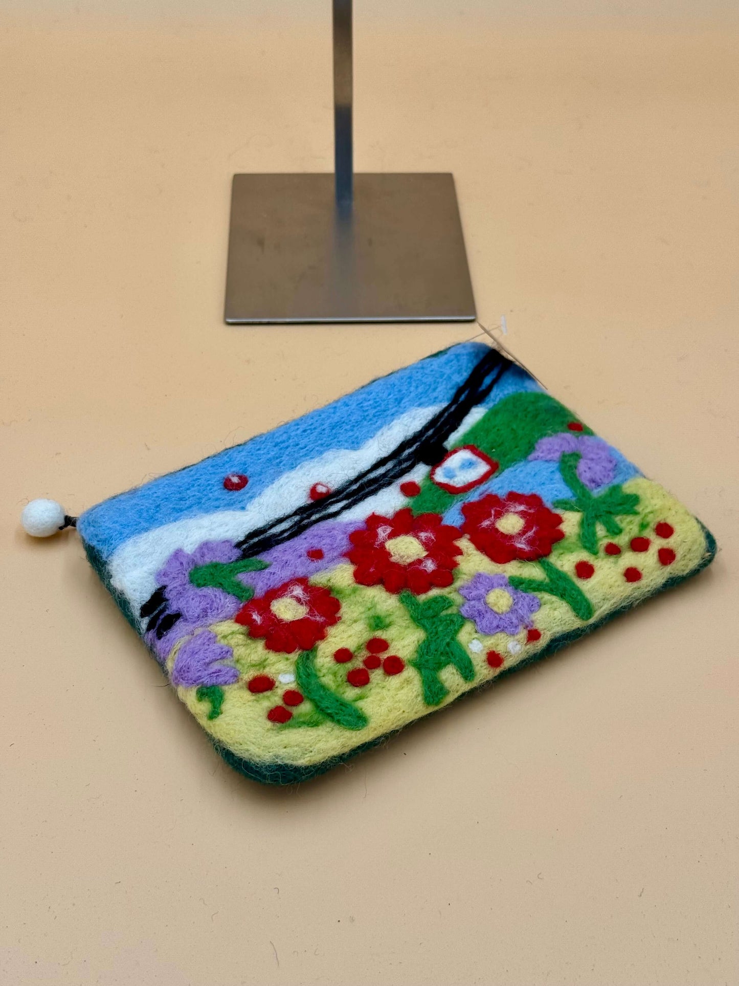 Geldbörse Filztasche Size L Touch Seilbahn - urbanchameleonberlin