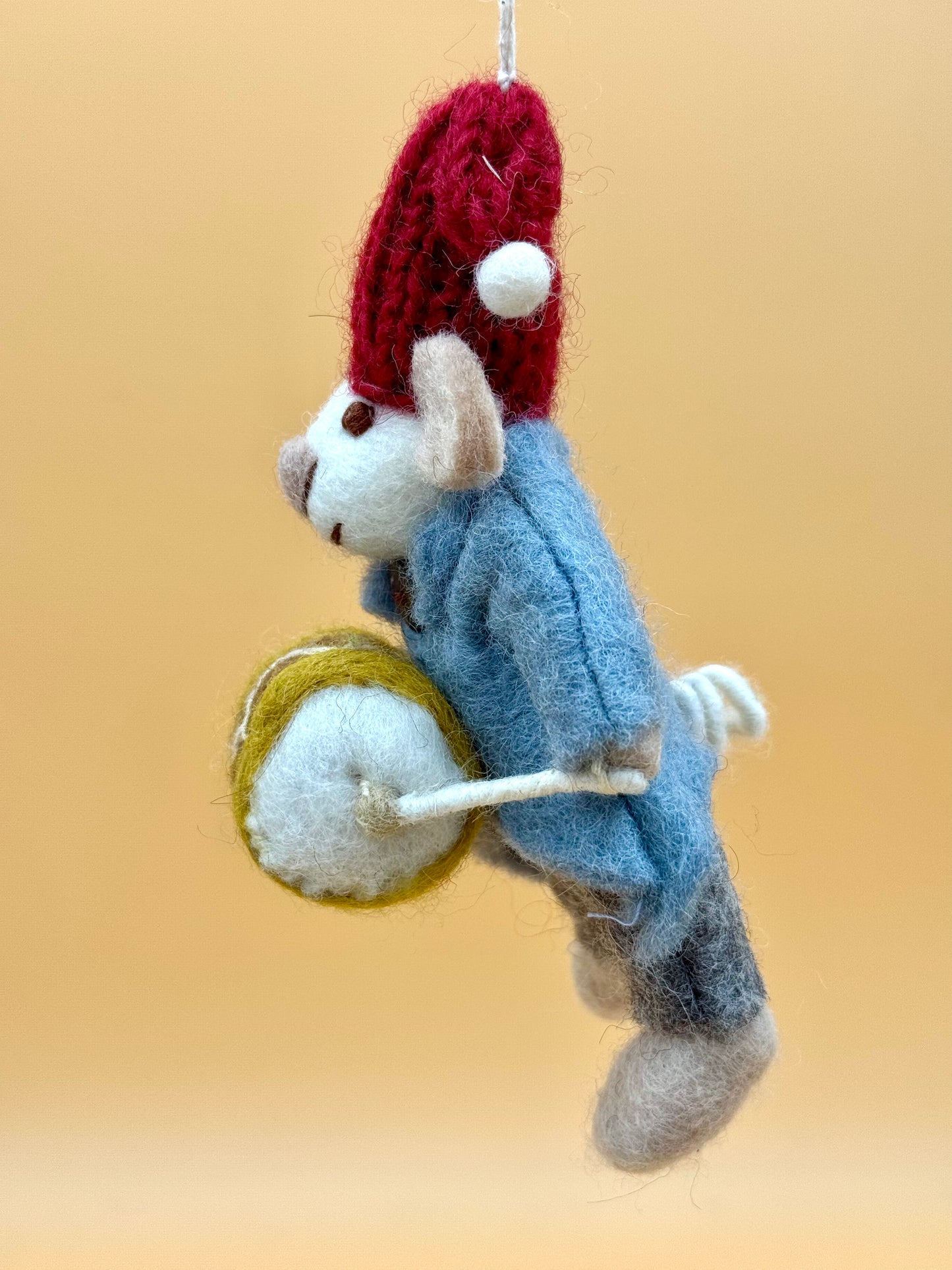 Filzanhänger Maus in Band Trommel - urbanchameleonberlin