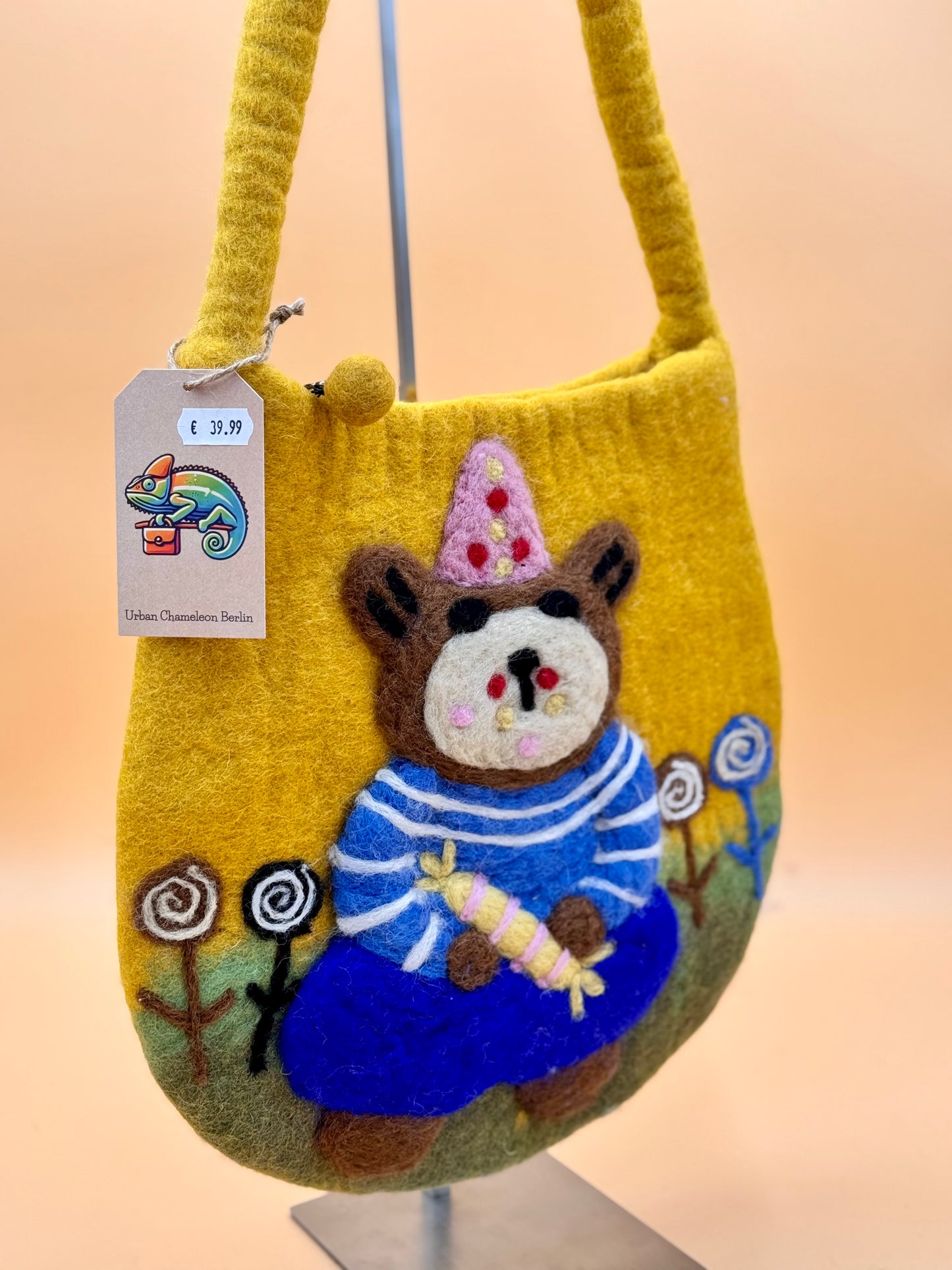 Schultertasche Filztasche Size M Baguette Bag Bär