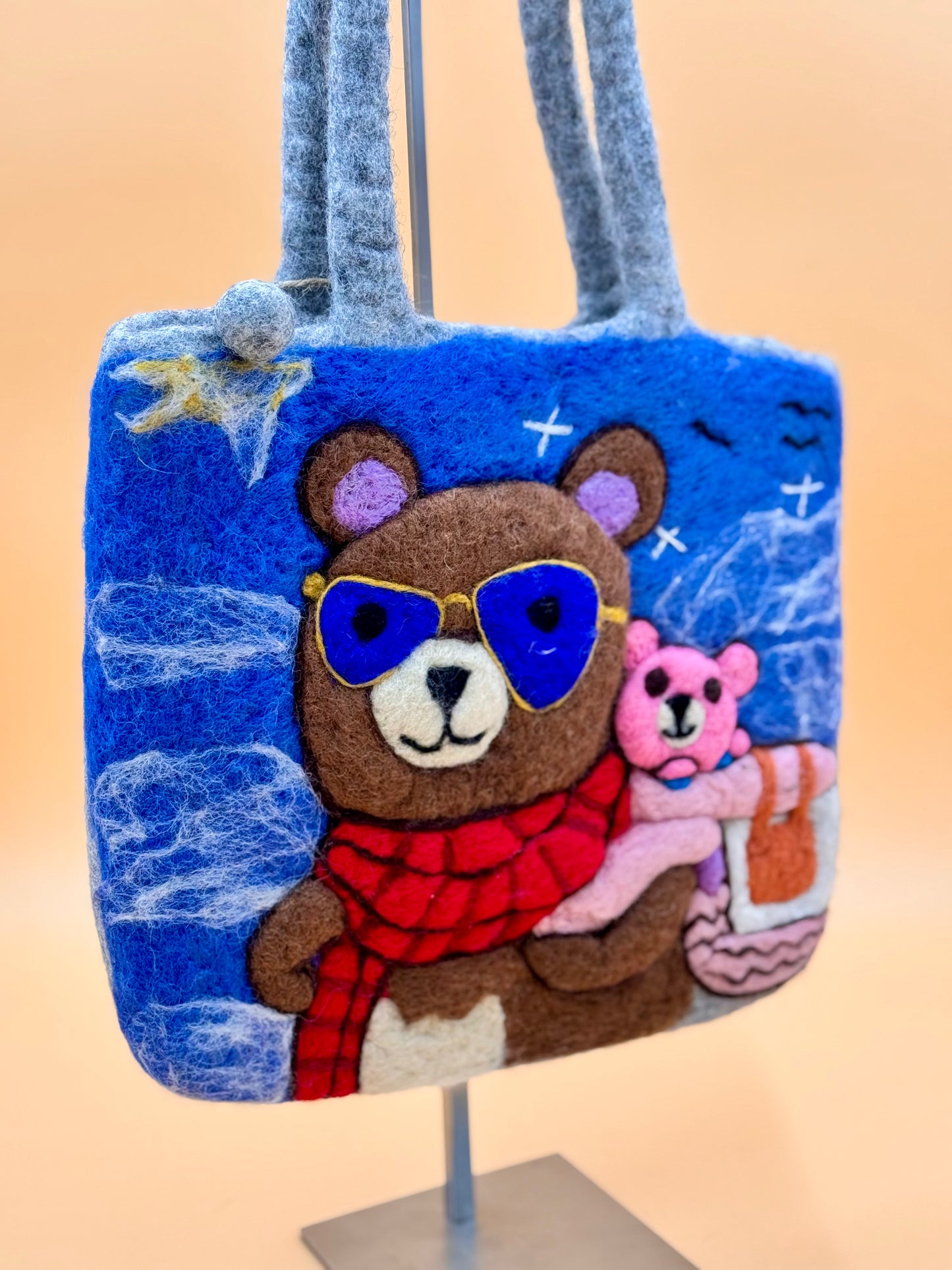 Schultertasche Filztasche Size M Shopper Bär