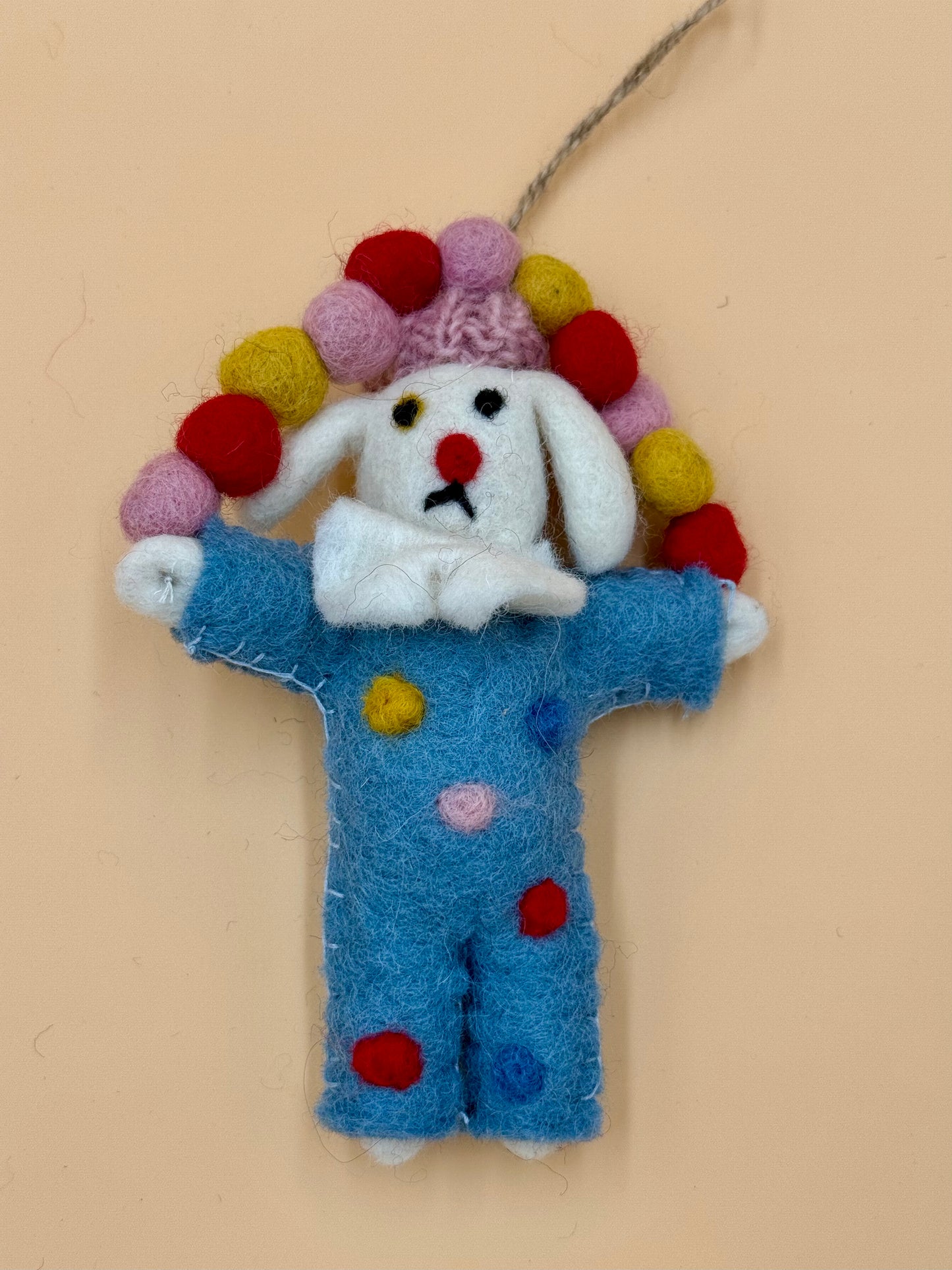 Filzanhänger Schlüsselanhänger Hund in Zirkus