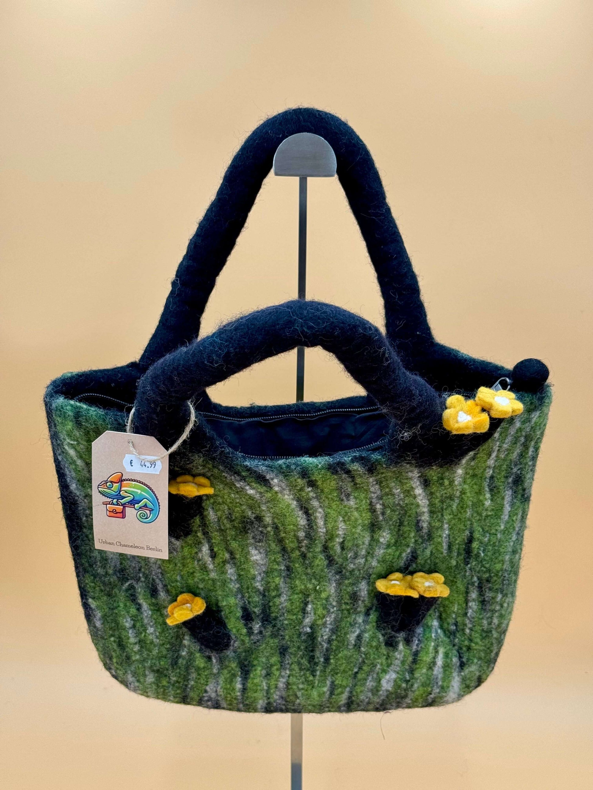 Handgemachte Filztasche Size L Large Bag in Moosgrün mit gelben Blumen, 100% Wolle, ideal für iPad und persönliche Utensilien.
