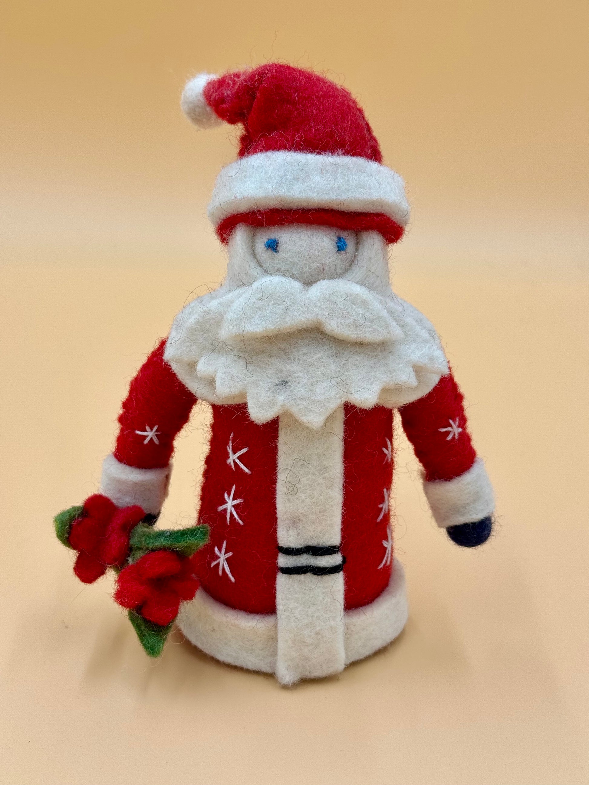 Filzfigur Weihnachtsmann mit Blumen