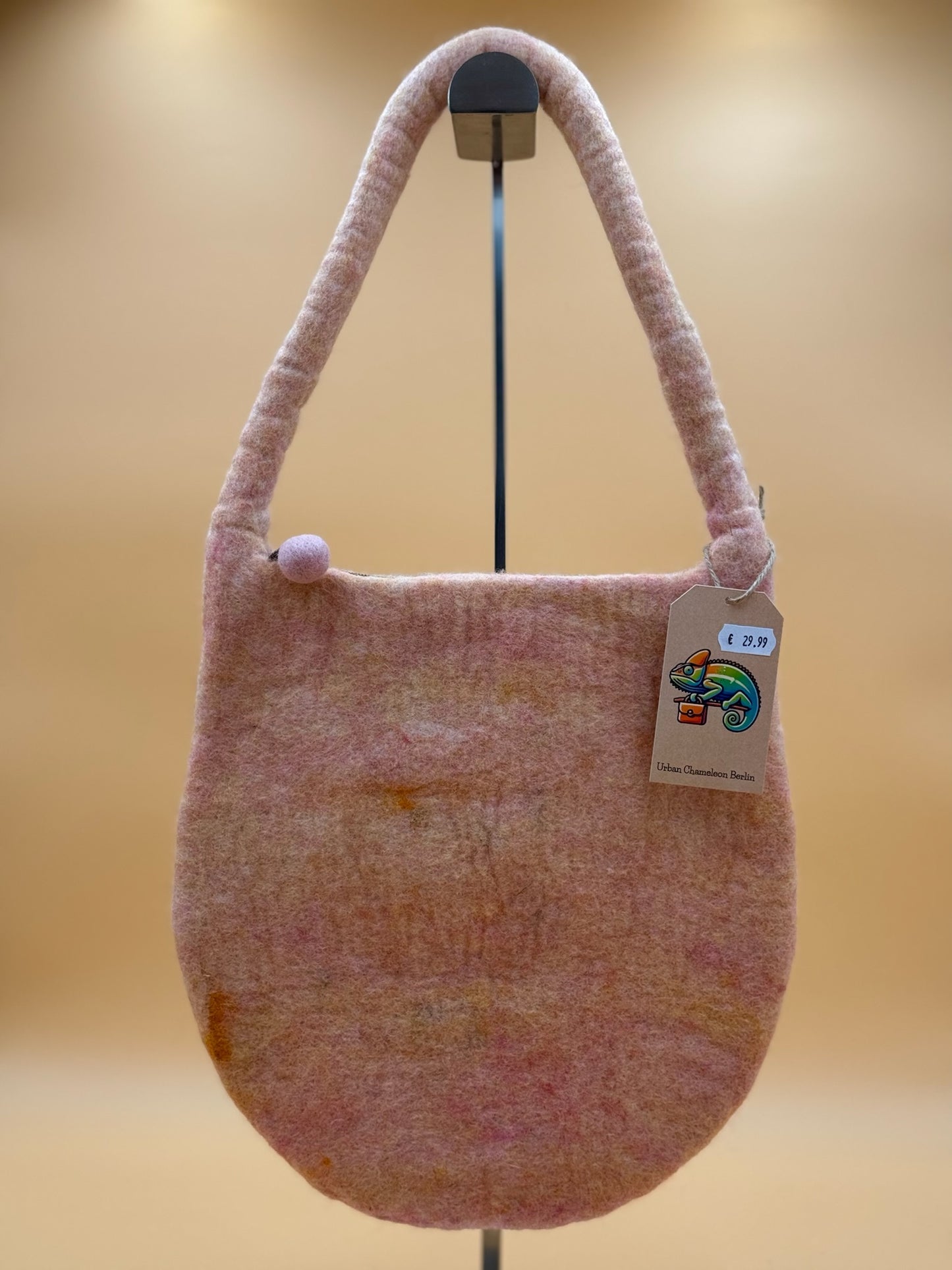 Schultertasche Size M Baguette Bag Schaf mit Hut - urbanchameleonberlin