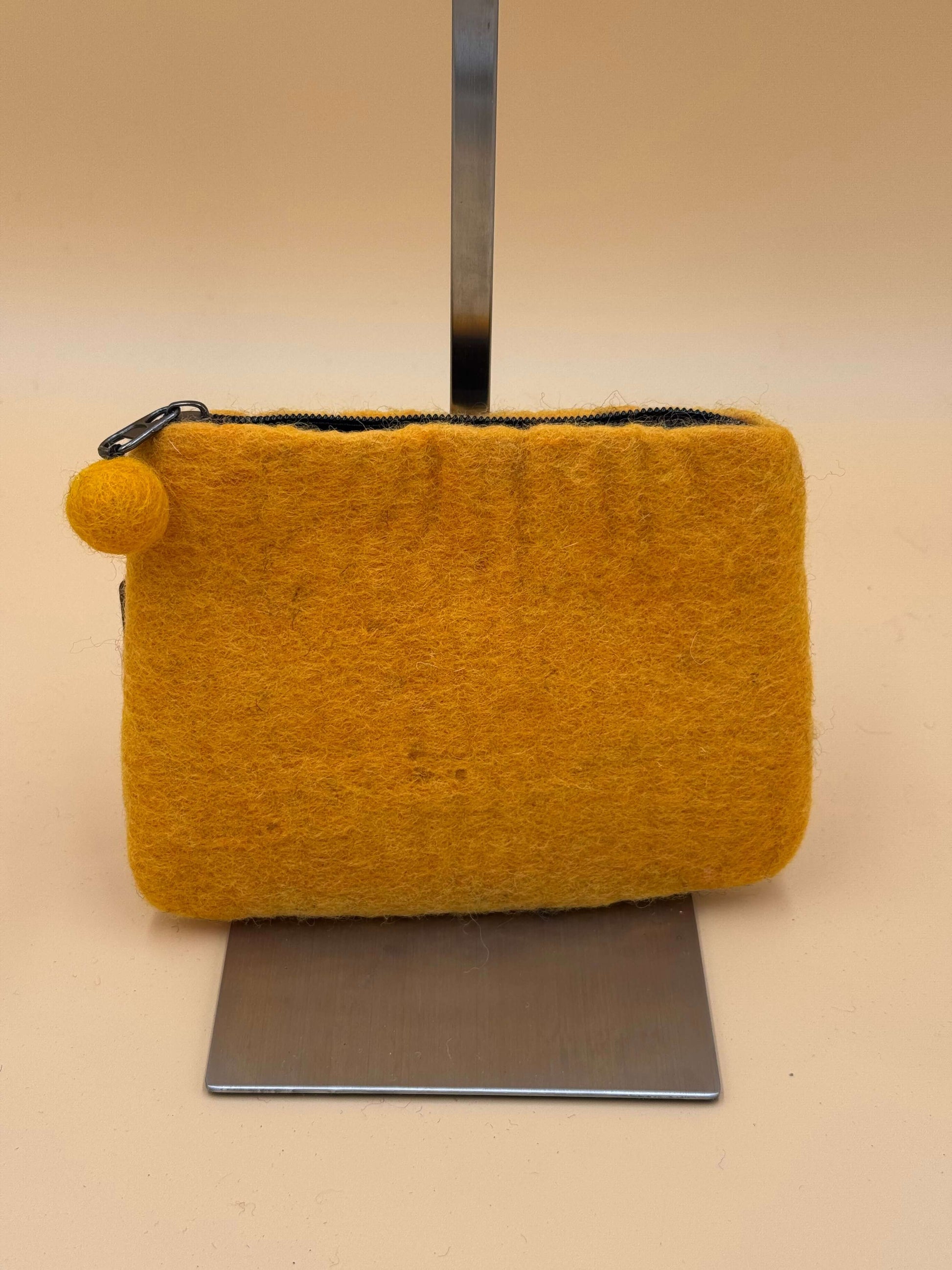 Geldbörse Filztasche Size M Touch vier Katzen - urbanchameleonberlin